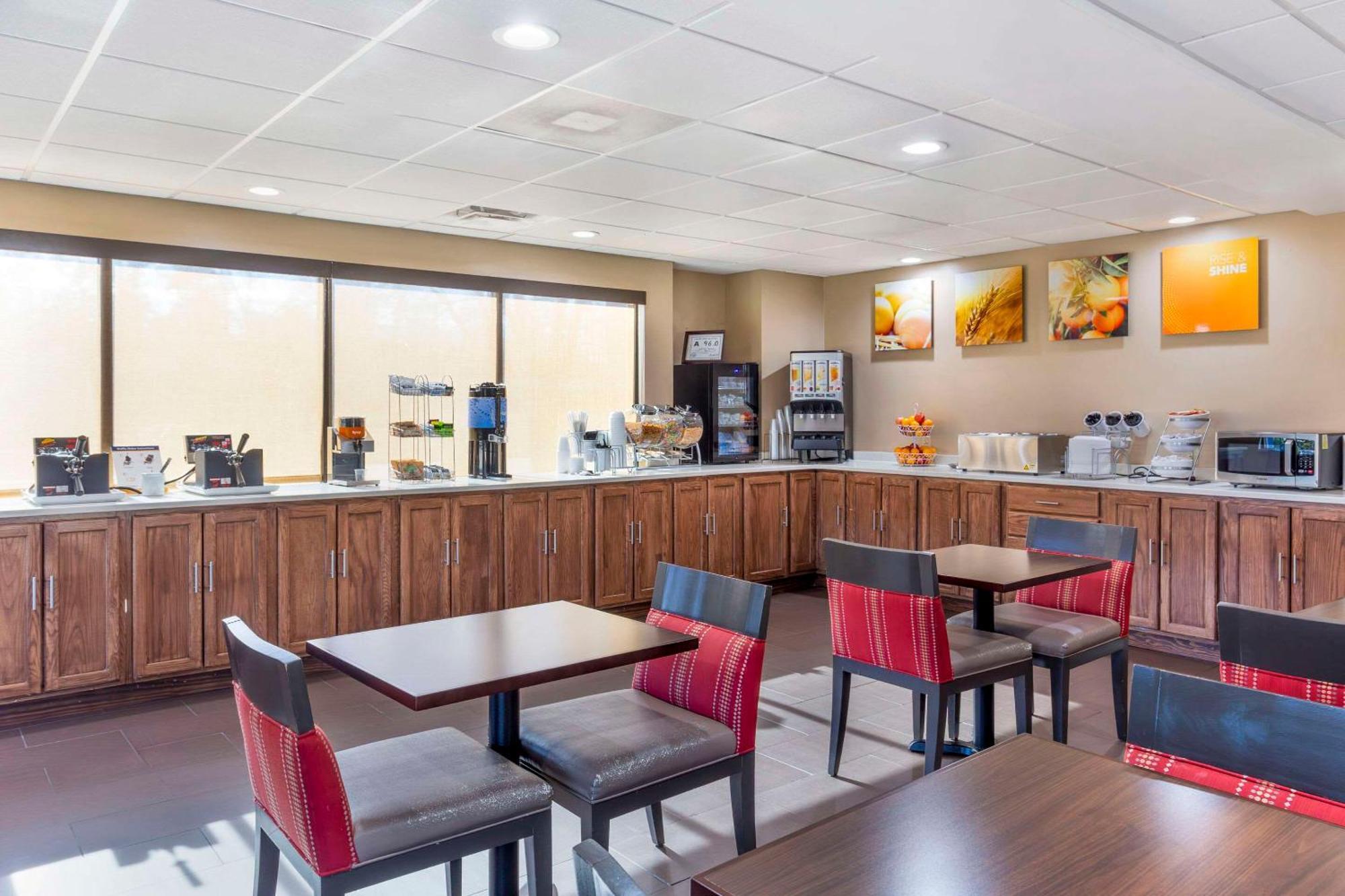 Comfort Suites Wilson - I - 95 Екстер'єр фото