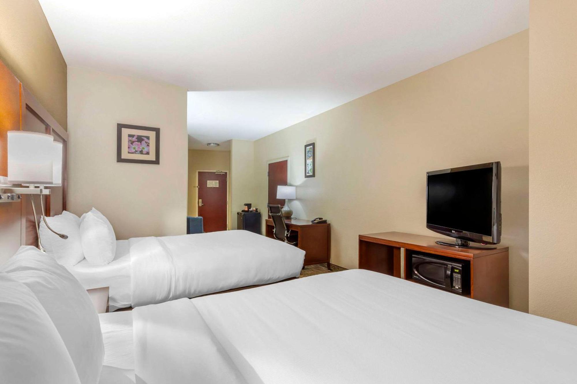 Comfort Suites Wilson - I - 95 Екстер'єр фото