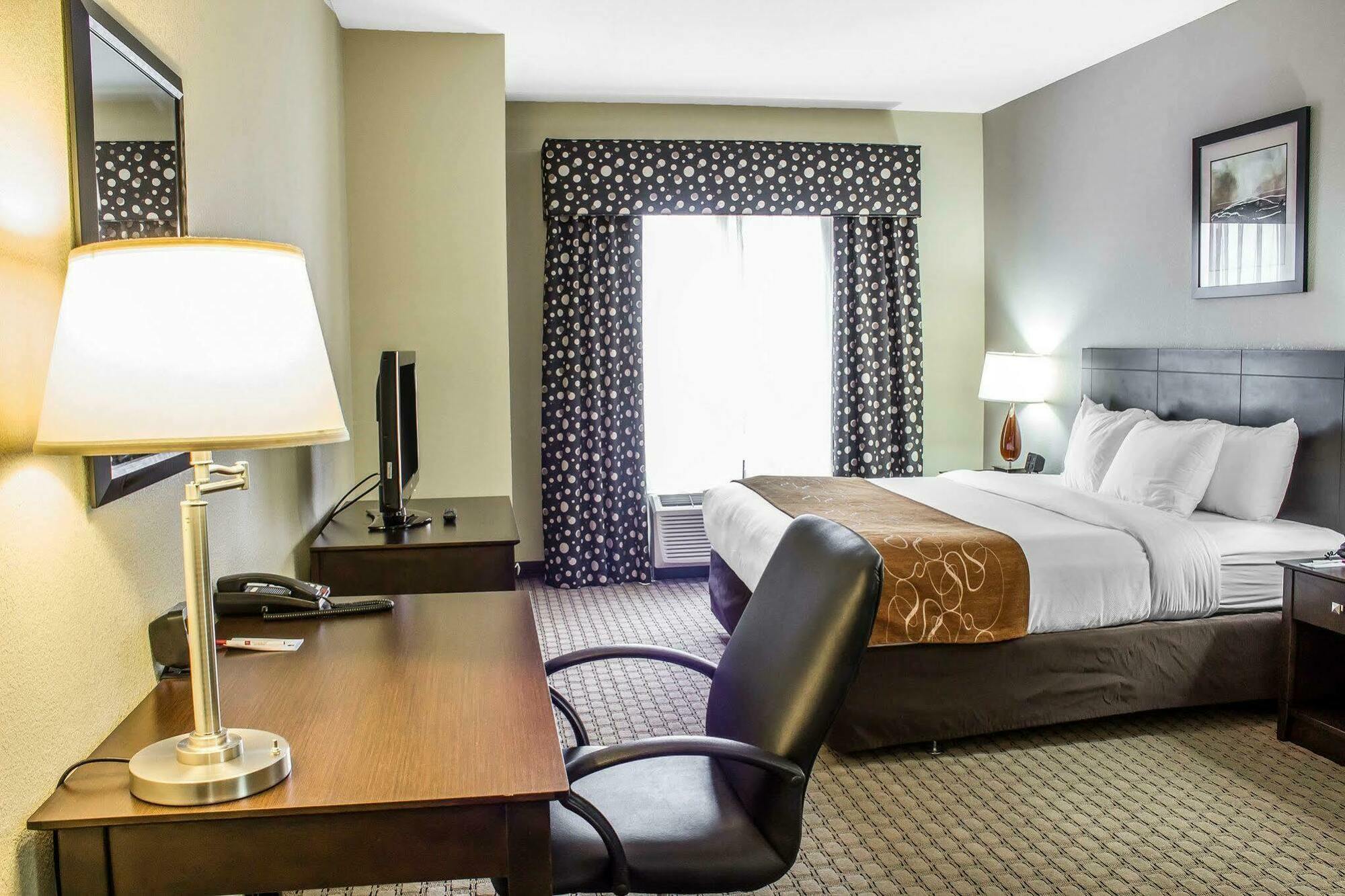Comfort Suites Wilson - I - 95 Екстер'єр фото