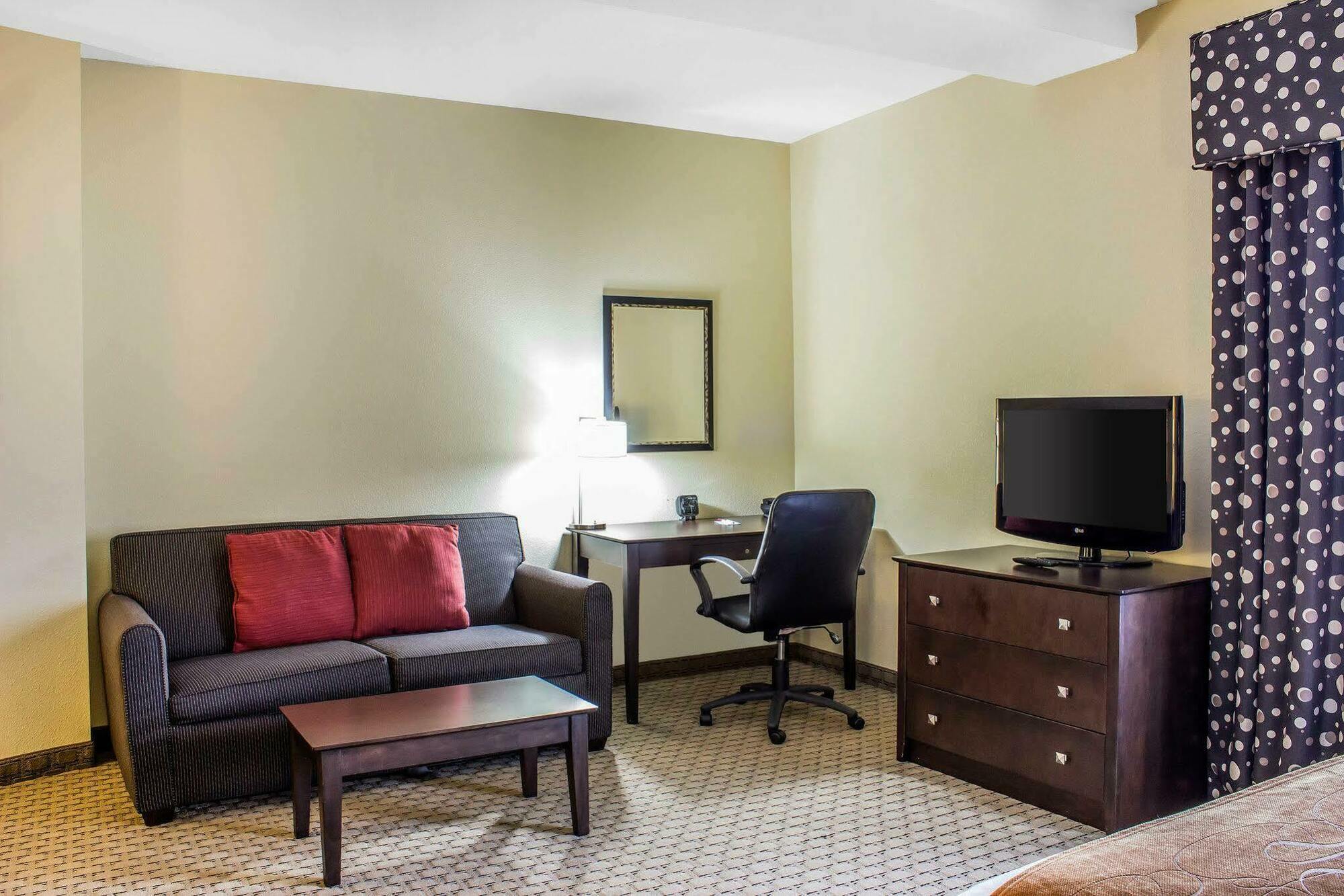 Comfort Suites Wilson - I - 95 Екстер'єр фото